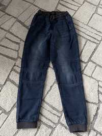 Spodnie jeansowe chłopięce rozm.146
