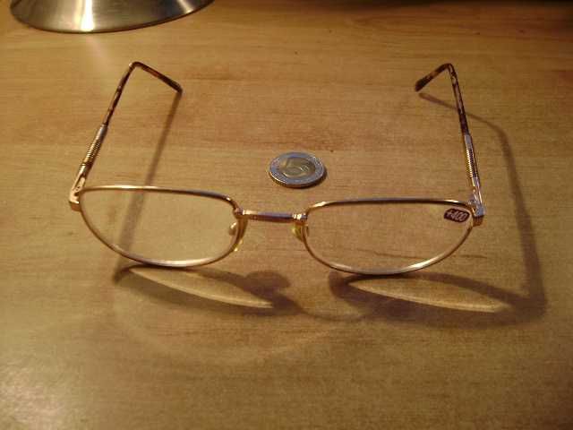 Starocie z PRL - Okulary damskie korekcyjne +4 dioptrie rozstaw 13,5cm