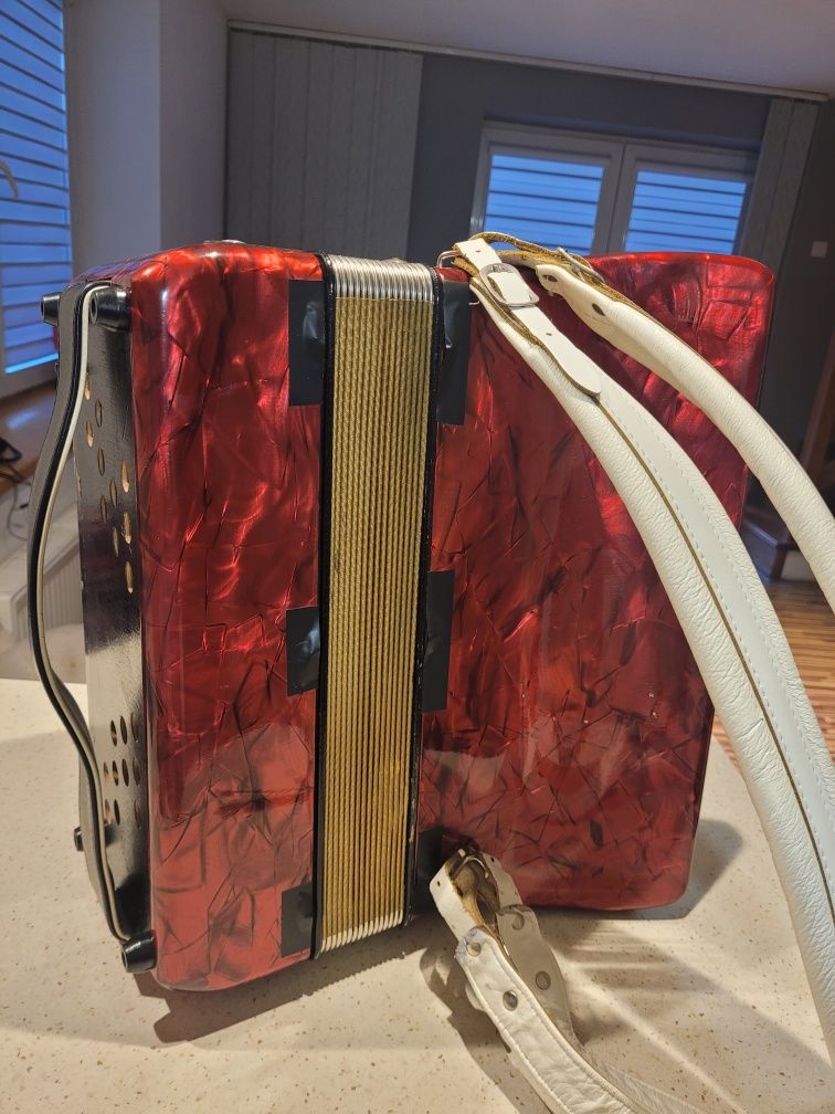 Hohner Concerto 3 zamienie za weltmeister meteor 120