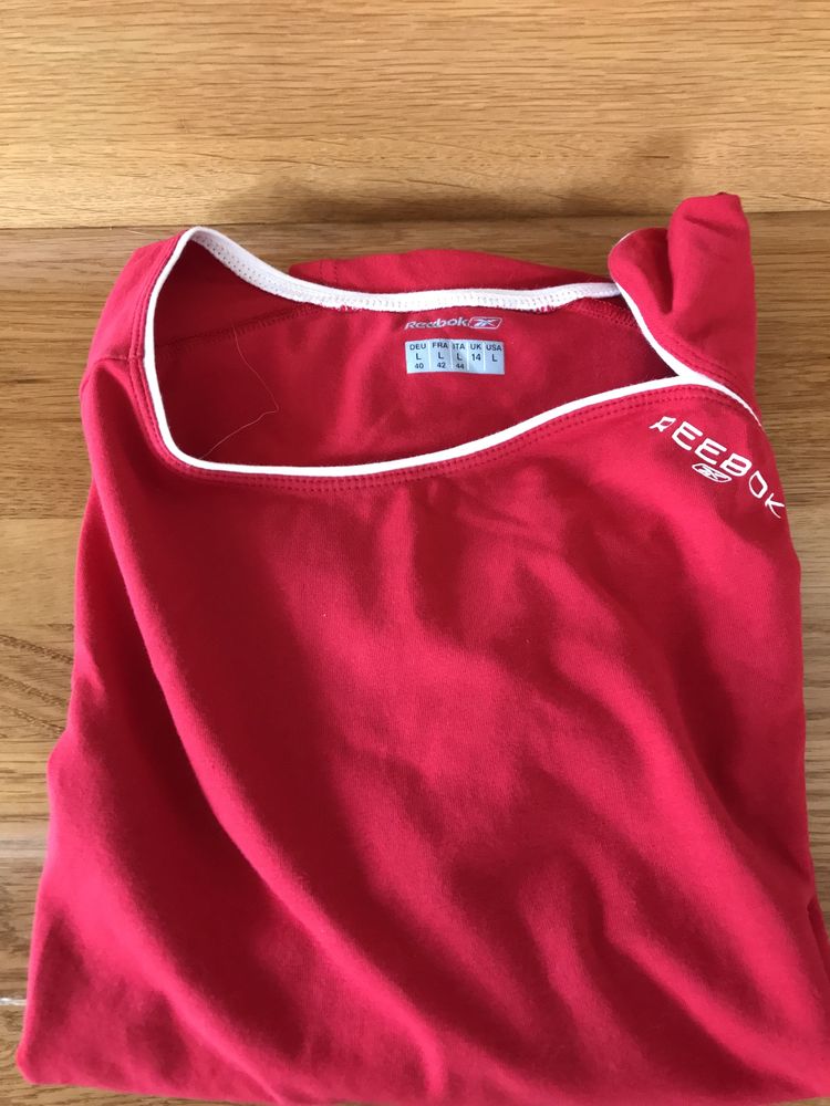 Bluzka sportowa firmy Reebok