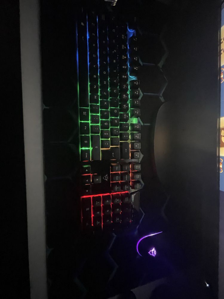 Teclado e rato,comando de corrida novos