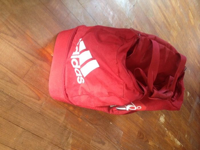 Saco Adidas como novo