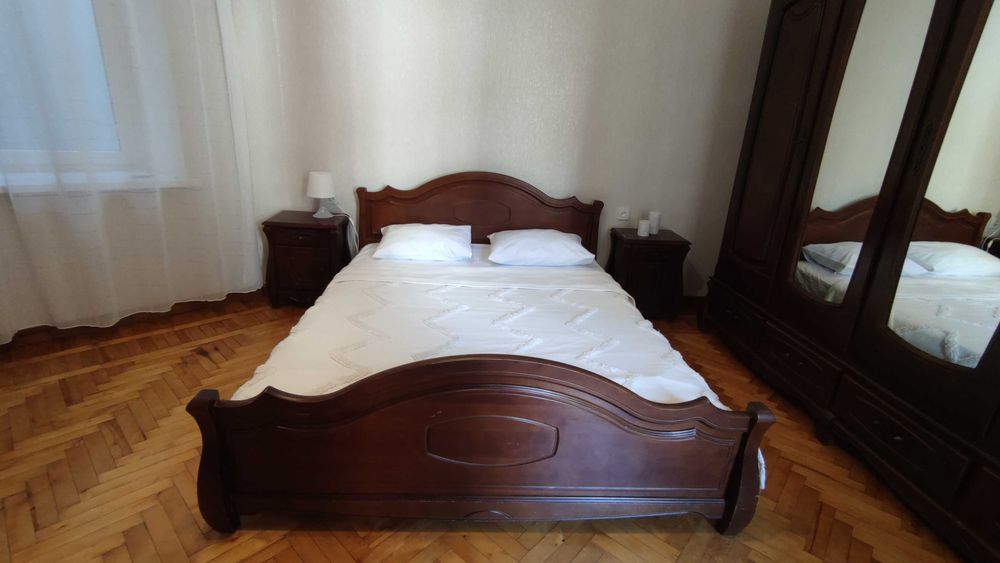 Сдам до травня. Від ріелтора. 2 кімнатна, Осипова/Троїцька.