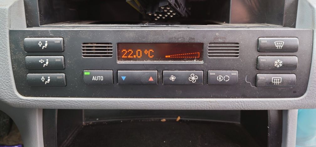 Panel nawiewu klimatyzacji BMW 3 E46 Compact