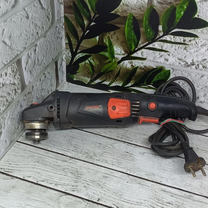 Болгарка DniproM Gl-145S