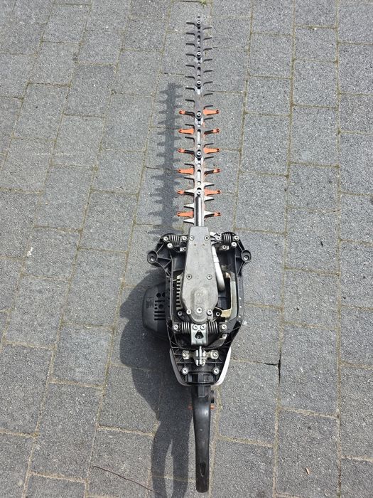 Sprzedam nożyce do żywopłotu stihl