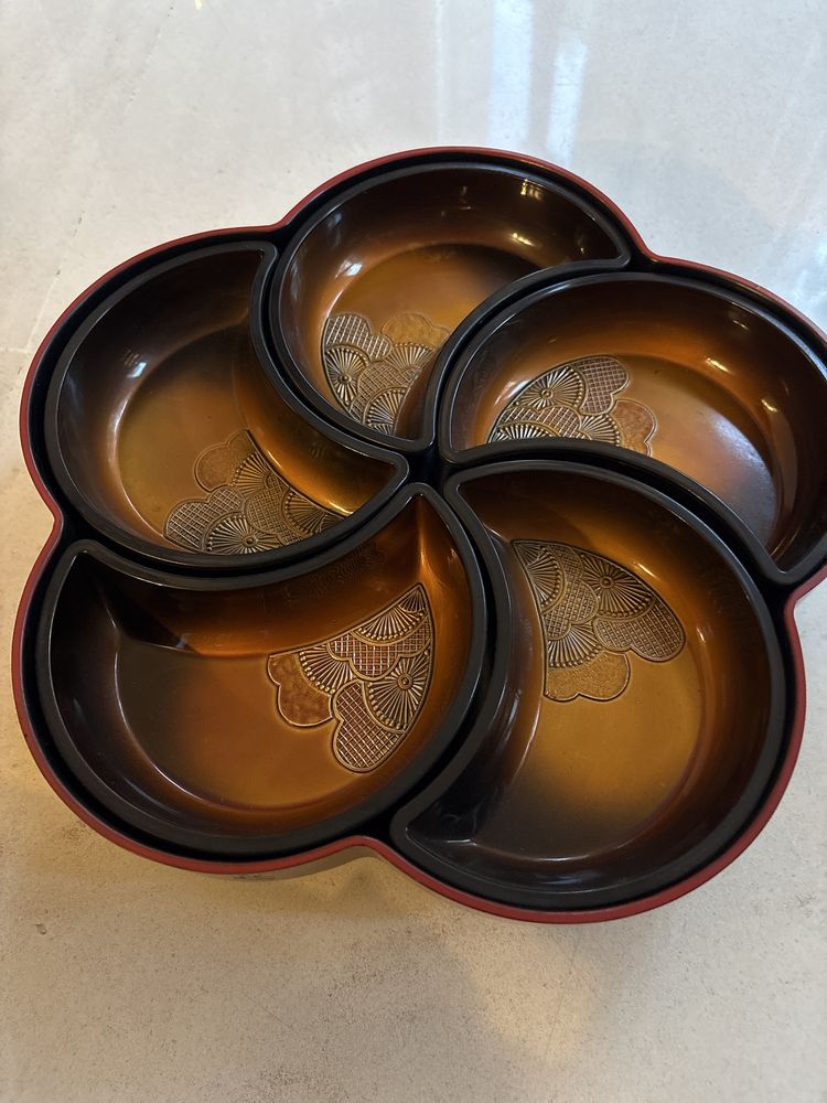 Prato giratório para aperitivos