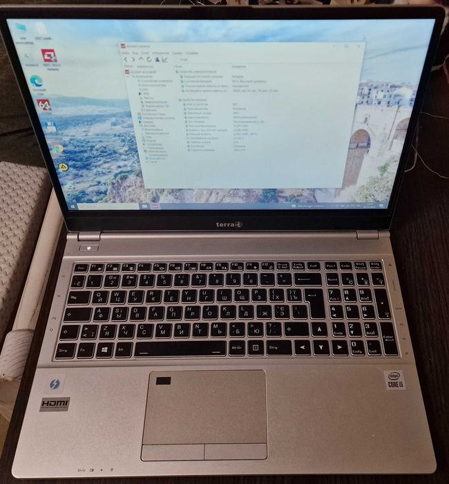 Ноут TERRA MOBILE 1550(CleoN151CU)15,6" FHD i5-10210U/16gb DDR4/256SSD