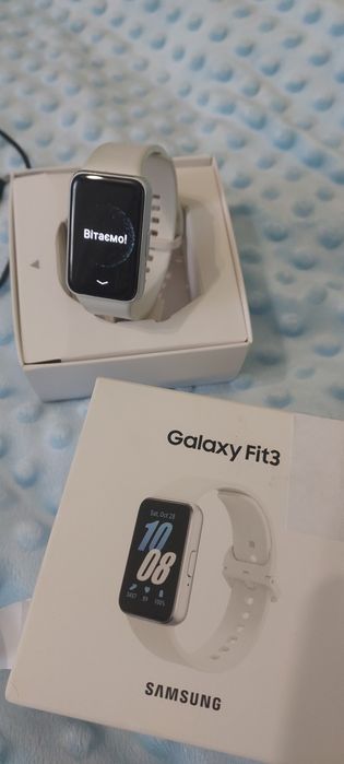 Смарт наручний годинник Samsung galaxy Fit3