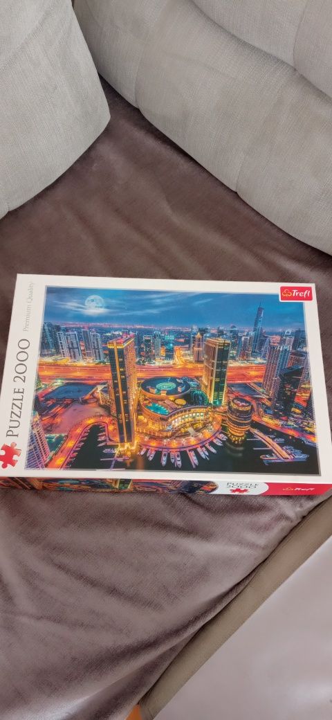 Puzzle 2000 sztuk