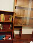 Regały PRL: nadstawka oszklona,  szafka zamykana, regał, biblioteczka