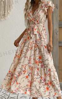 Sukienka z dekoltem kopertowym