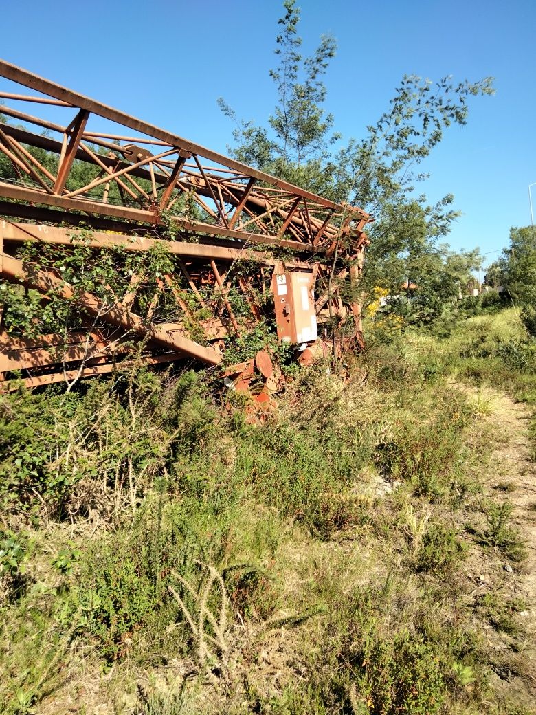 Grua de obras completa