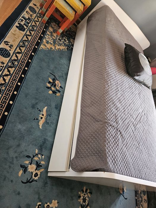 Cama solteiro excelente estado