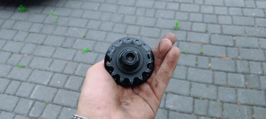 Piasta reverse base singlespeed 135/10