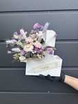 Flowerbox z miejscem na upominek