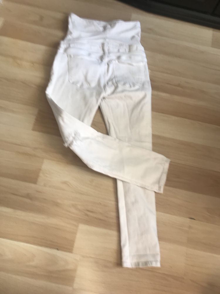 Białe spodnie ciążowe jeans Mama H&M r. M