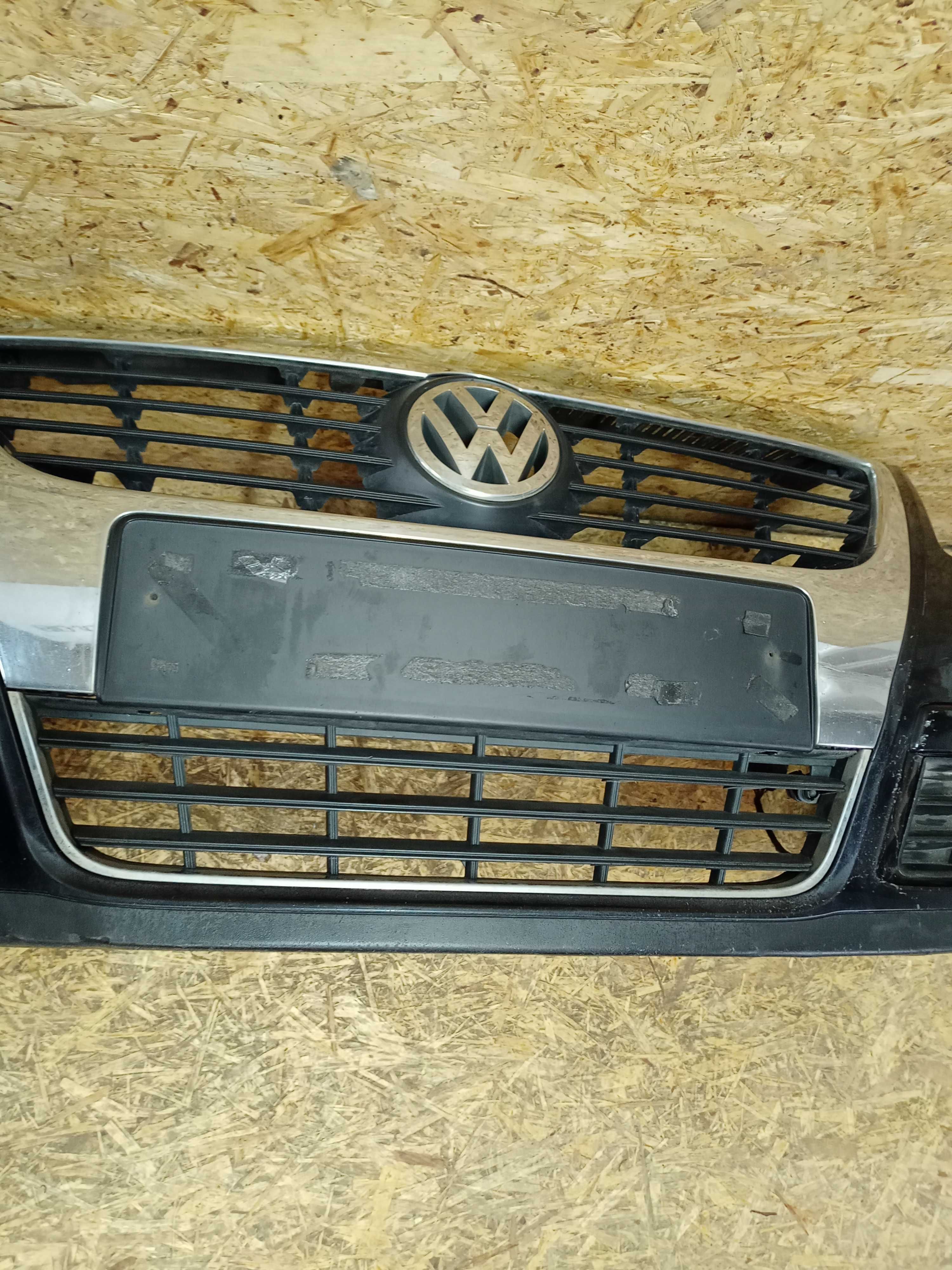 VW Volkswagen Passat B6 zderzak LC9X przód przedni pod spryskiwacze