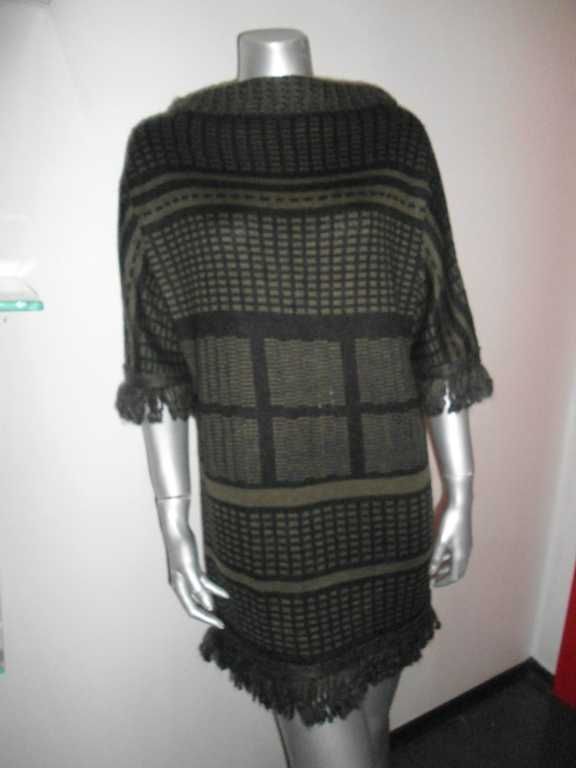 Damska ciepła tunika-sukienka Moschino