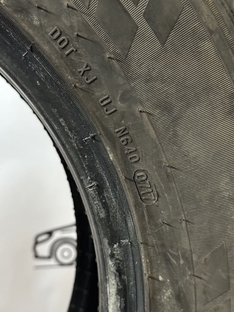 Літні шини 195/70 R15C Pirelli