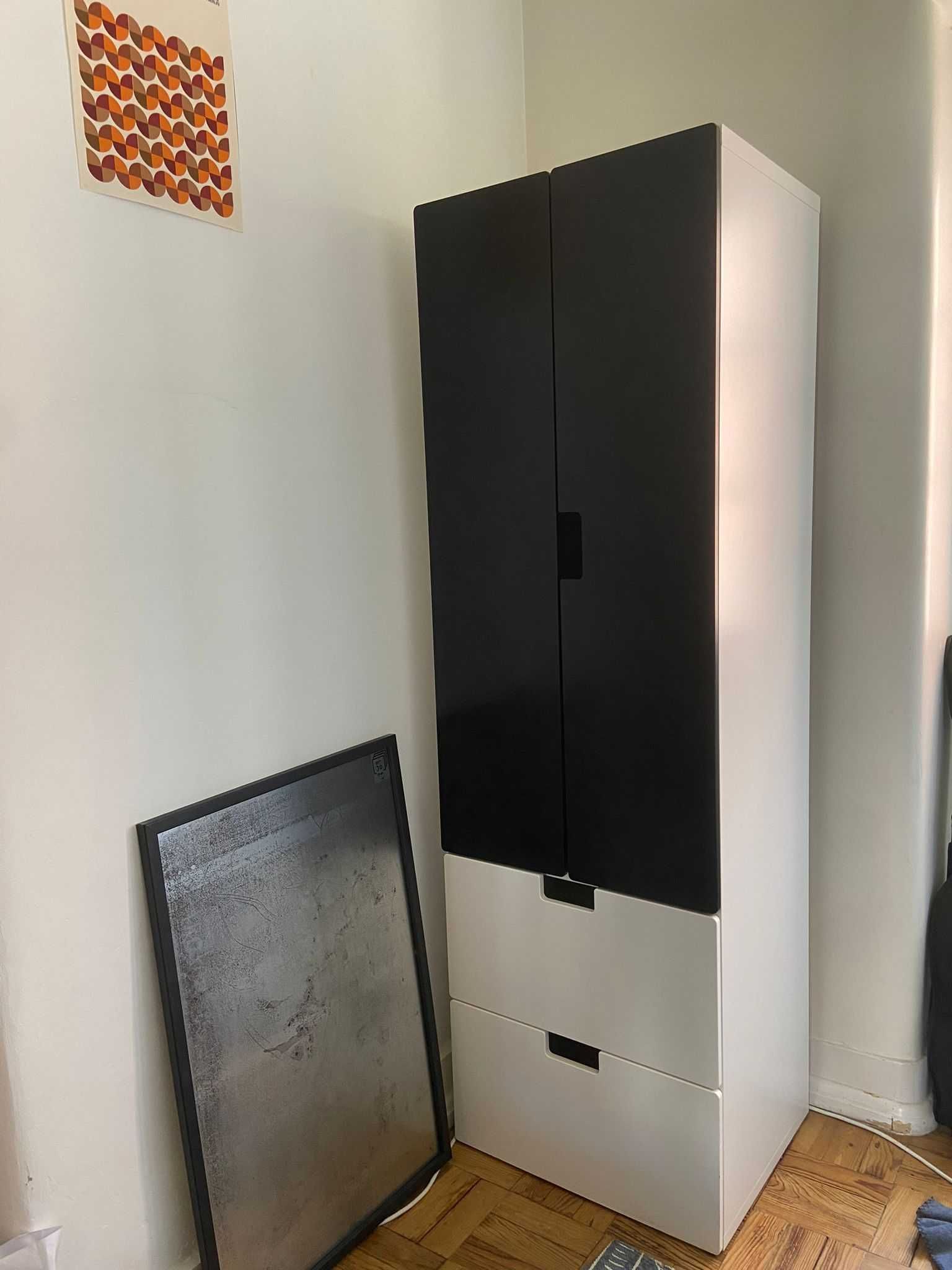 Roupeiro IKEA, modelo STUVA MALAD