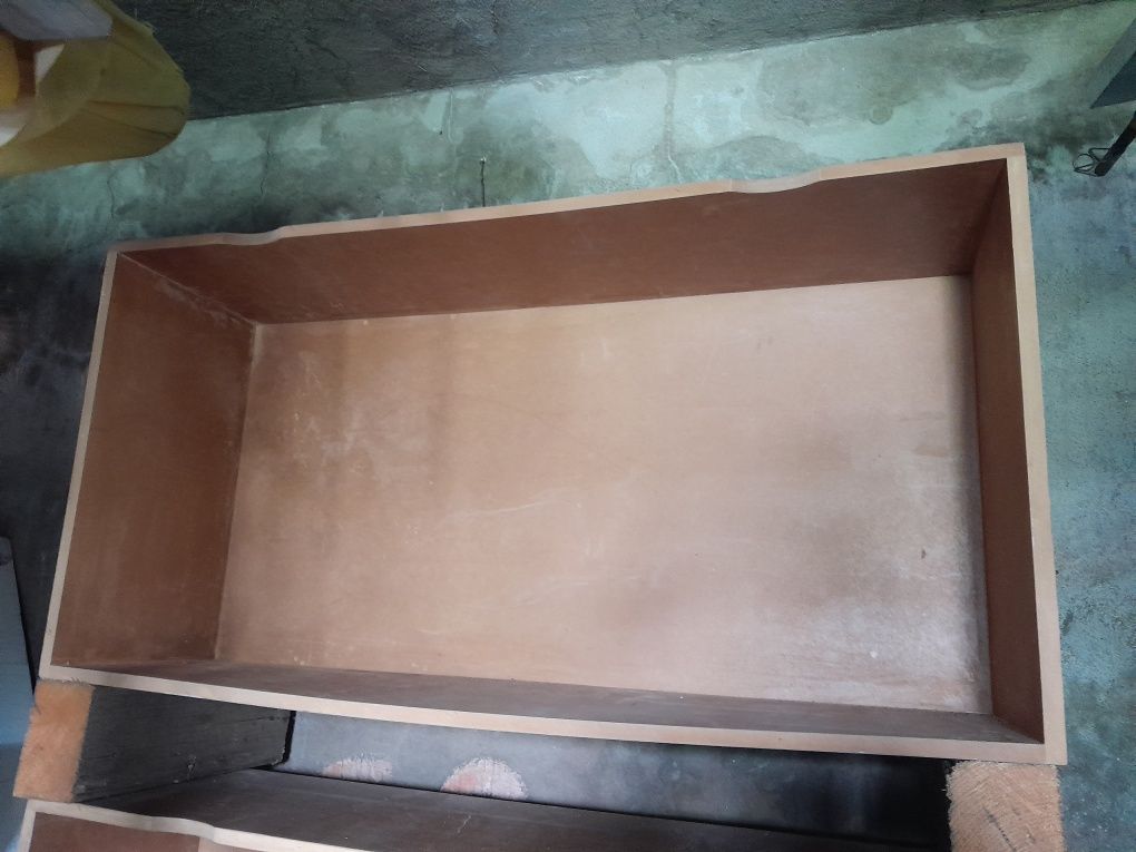 3 cx em MDF para estantes