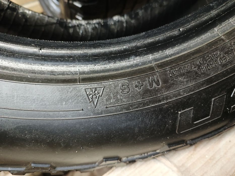 Falken  WildPeak A/T AT3 R17 235/60 2023 год 6 мм всесезонка зима комп