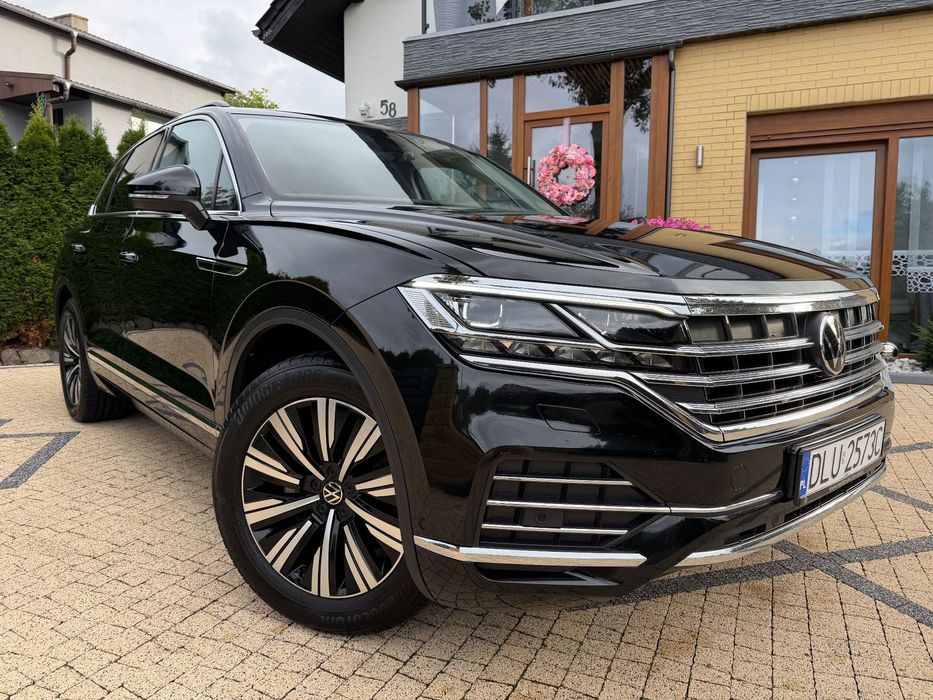 Volkswagen Touareg Matrix Led Pneumatyka El.Fotele Tempomat Aktywny Lane Assist El.Hak