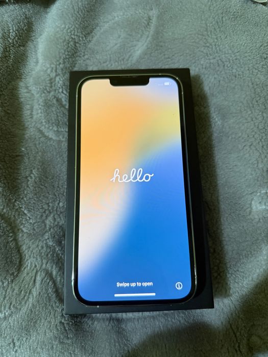 iPhone 13 Pro 256GB Silver+etui MagSafe, stan bardzo dobry