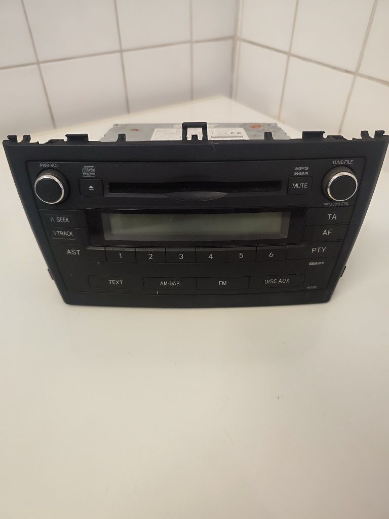 Radio Toyota Avensis