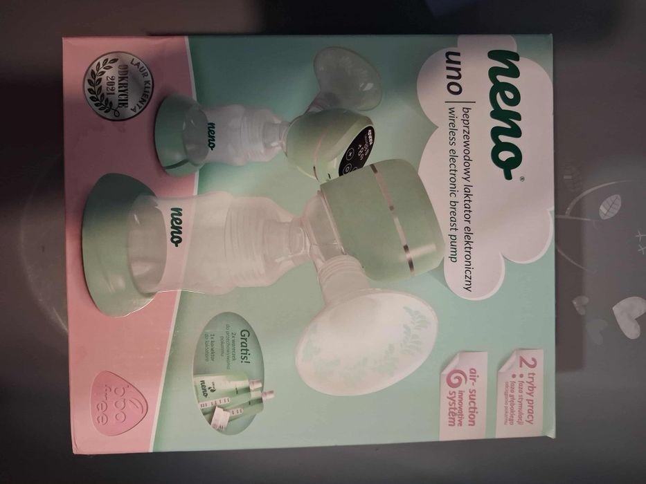 Zestaw dla noworodka: łóżeczko, przewijak i inne