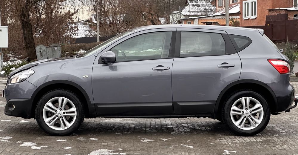 Nissan Qashqai 2010 рік