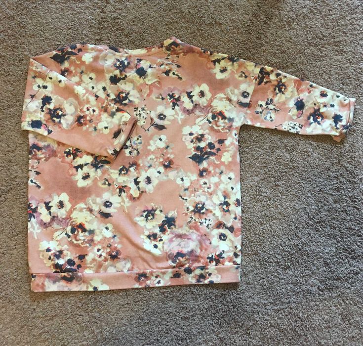 Bluza z rękawami 3/4 w kwiatki