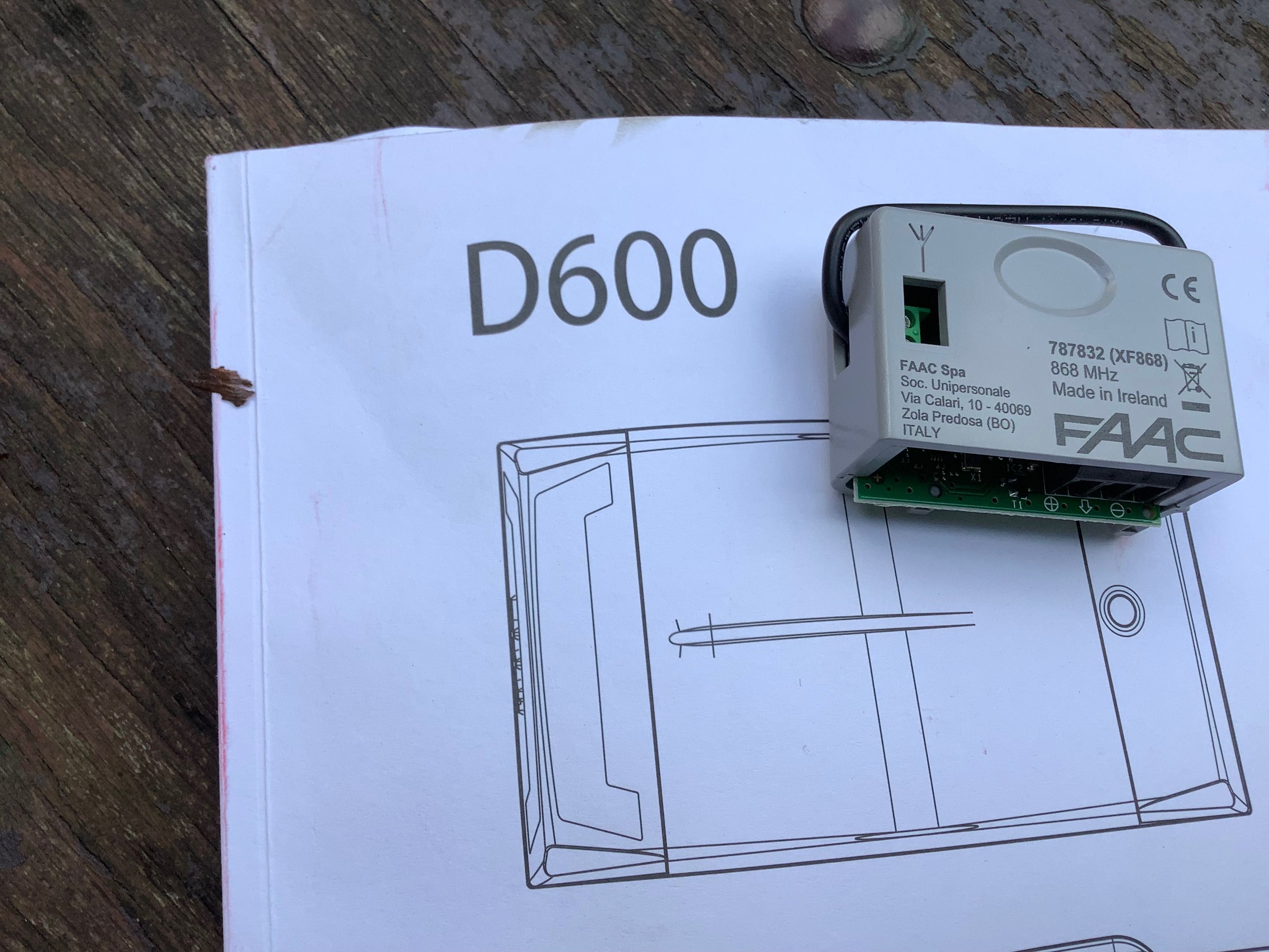 Radioodbiornik FAAC XF 868MHz