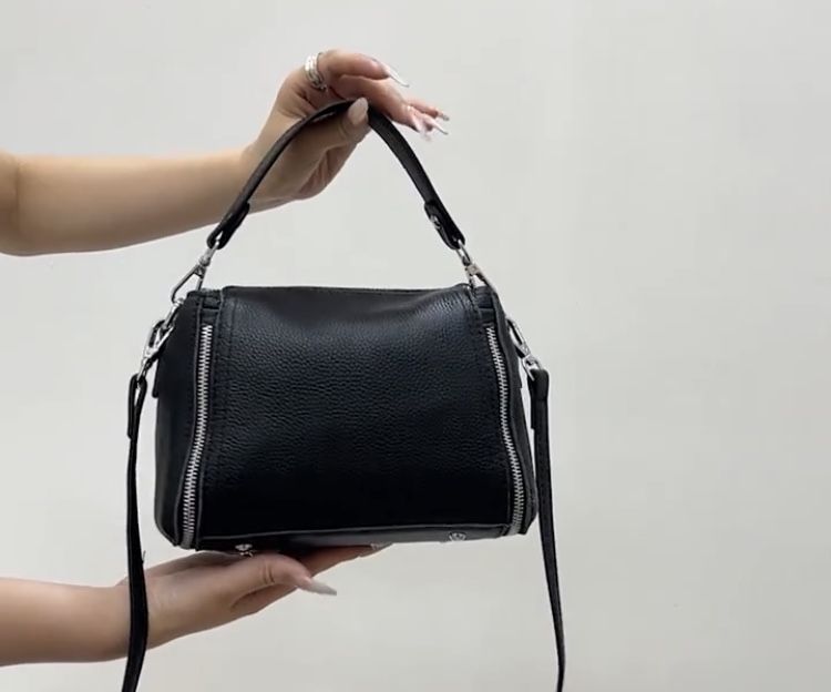 Шкіряна сумка нова