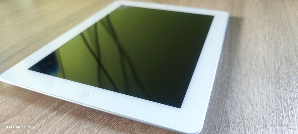 Apple iPad 2 Wi-Fi + 3G