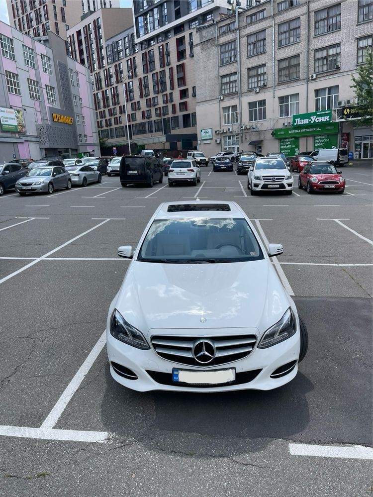 Mersedes-Benz E-Class 2015рік