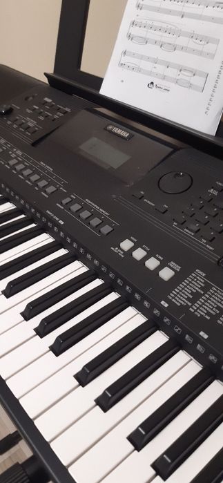 Синтезатор Yamaha psr-e463 комплект