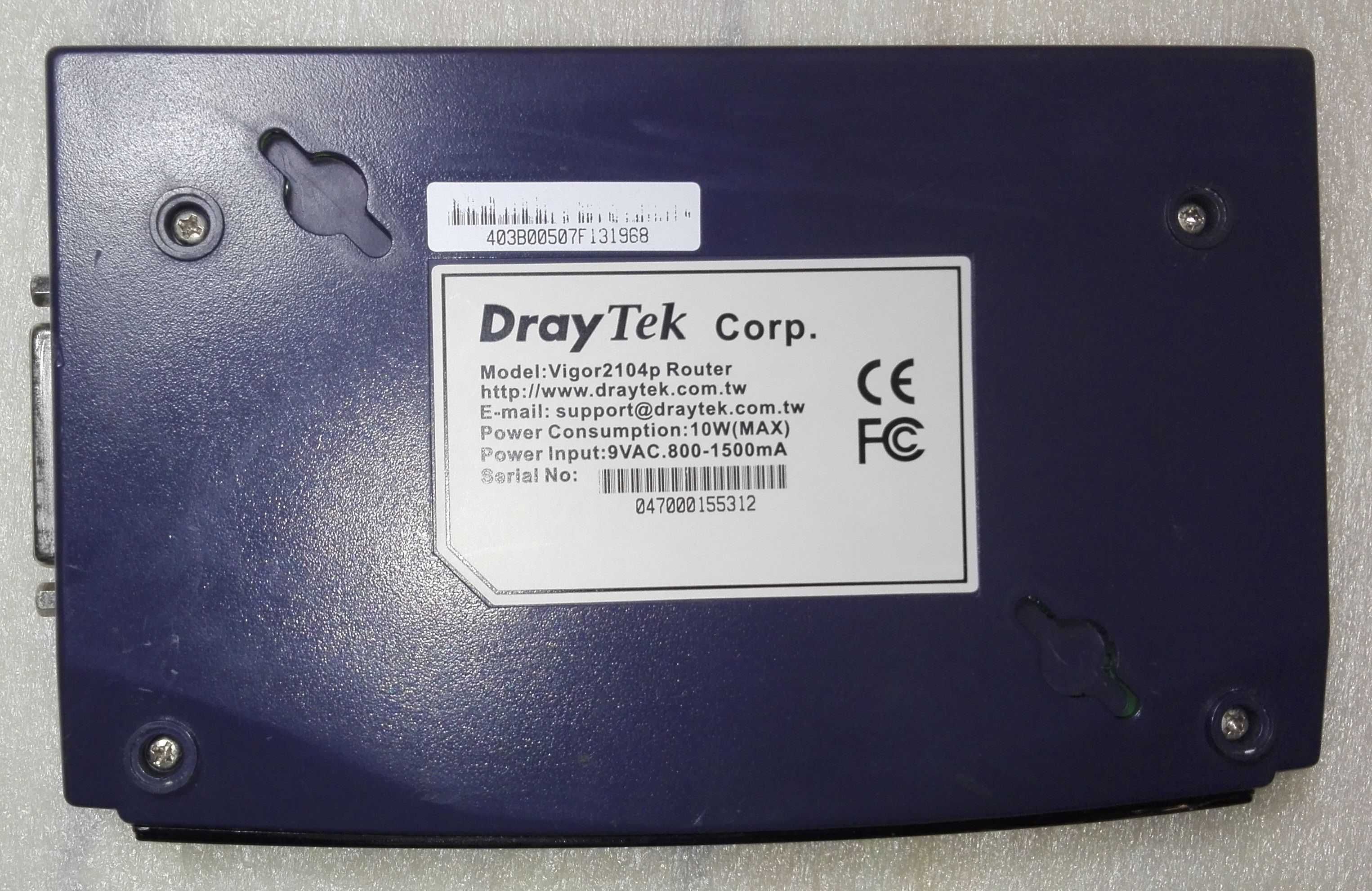 Router Draytek Vigor 2104