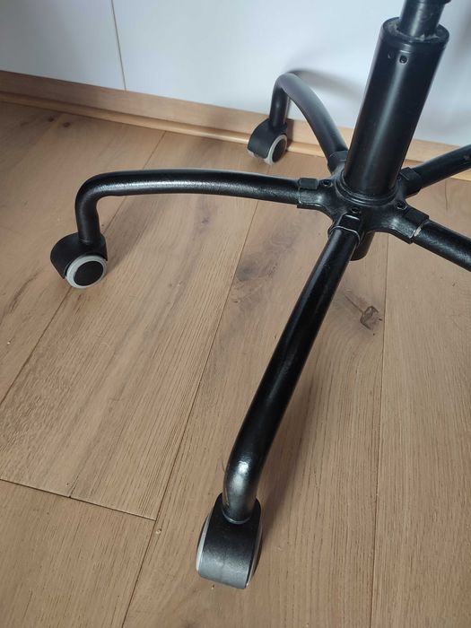 Obrotowe krzesło IKEA