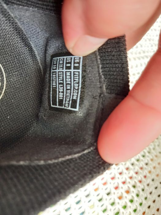 Женские кроссовки fitflop 39р