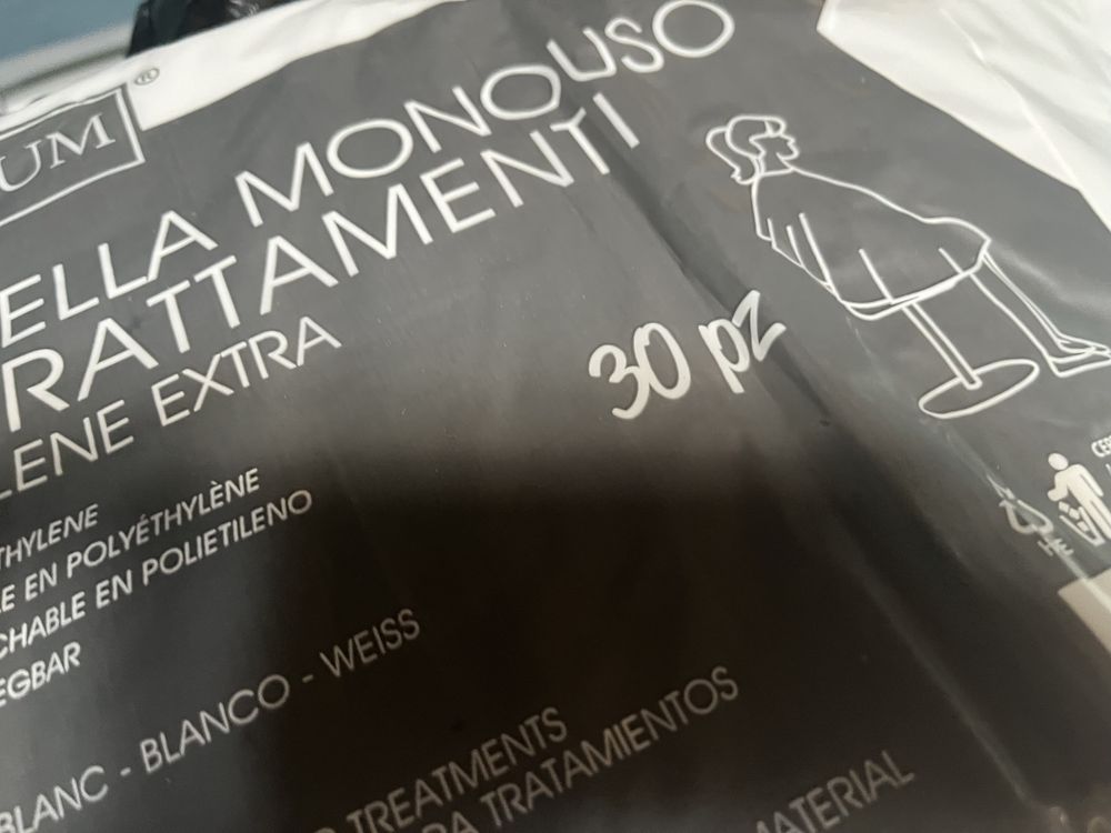 30 capas de cabeleireiro seladas mais cerca de 20 abertas