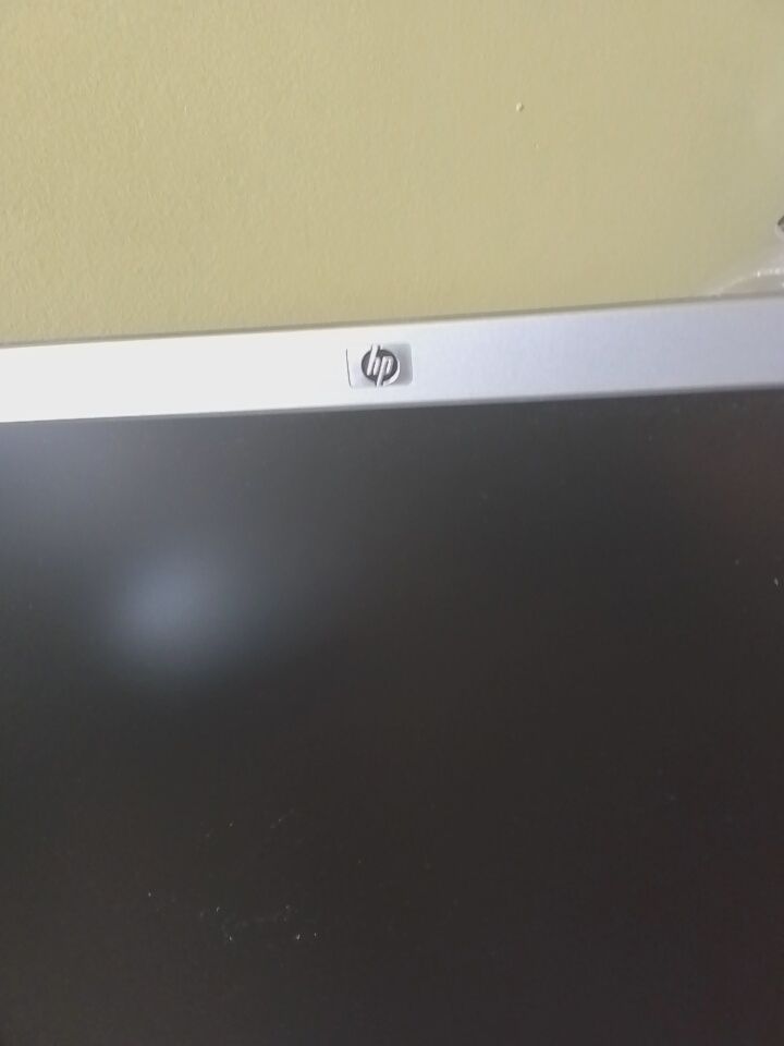 Monitor HP 17 cali