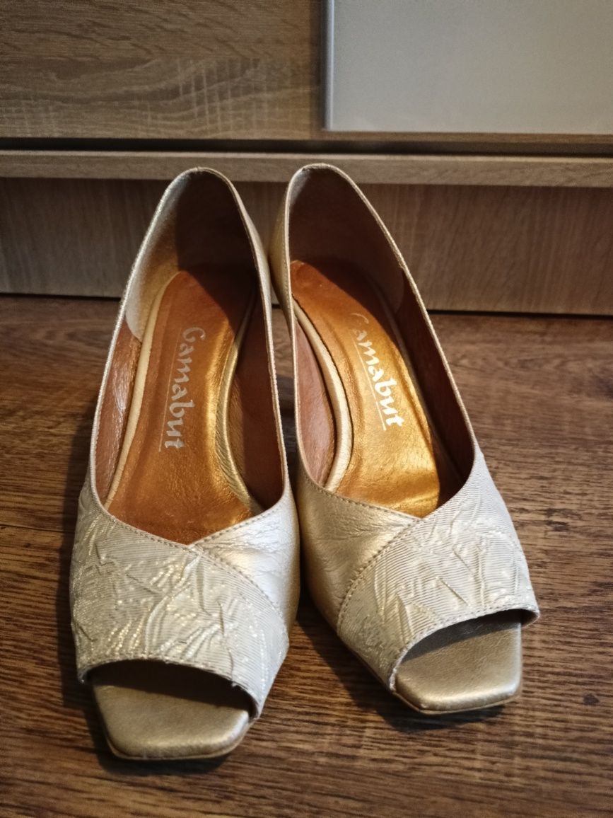 Eleganckie buty rozmiar 38