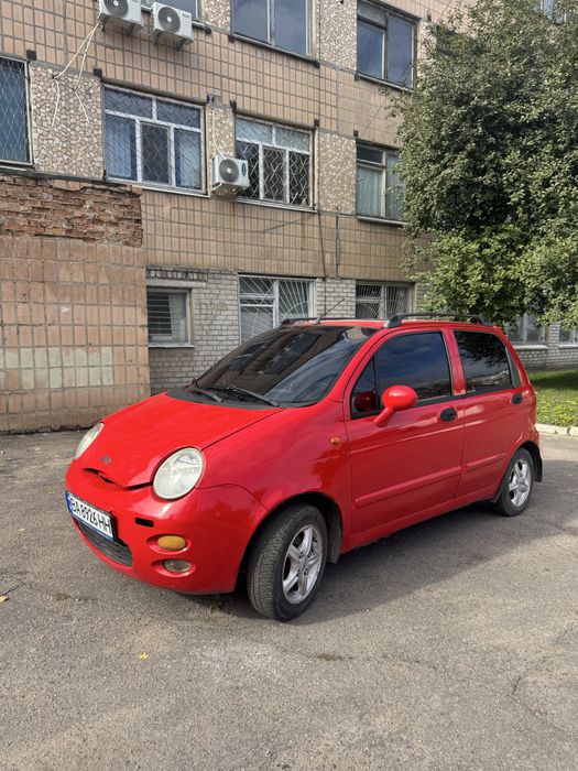 Продам гарну QQ на автоматі