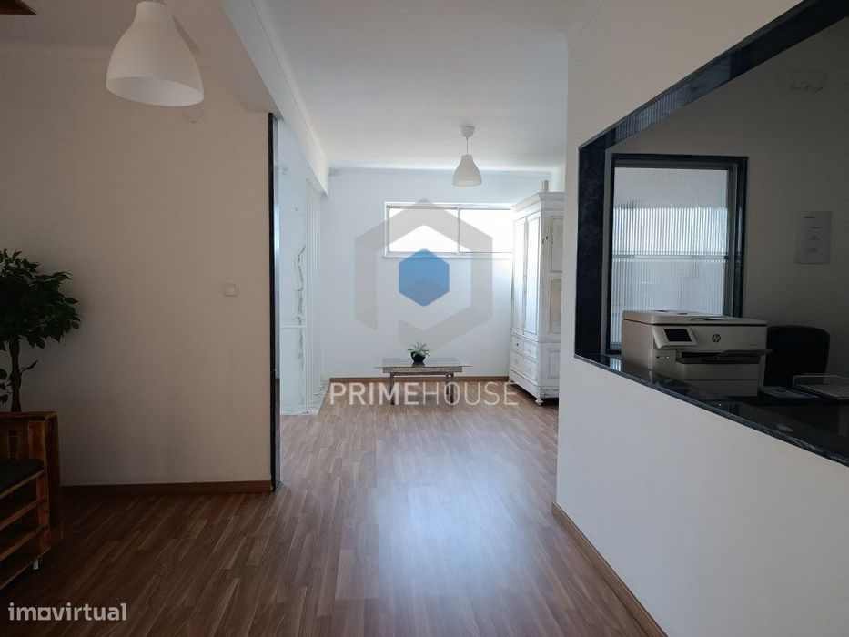 Edifício com escritórios