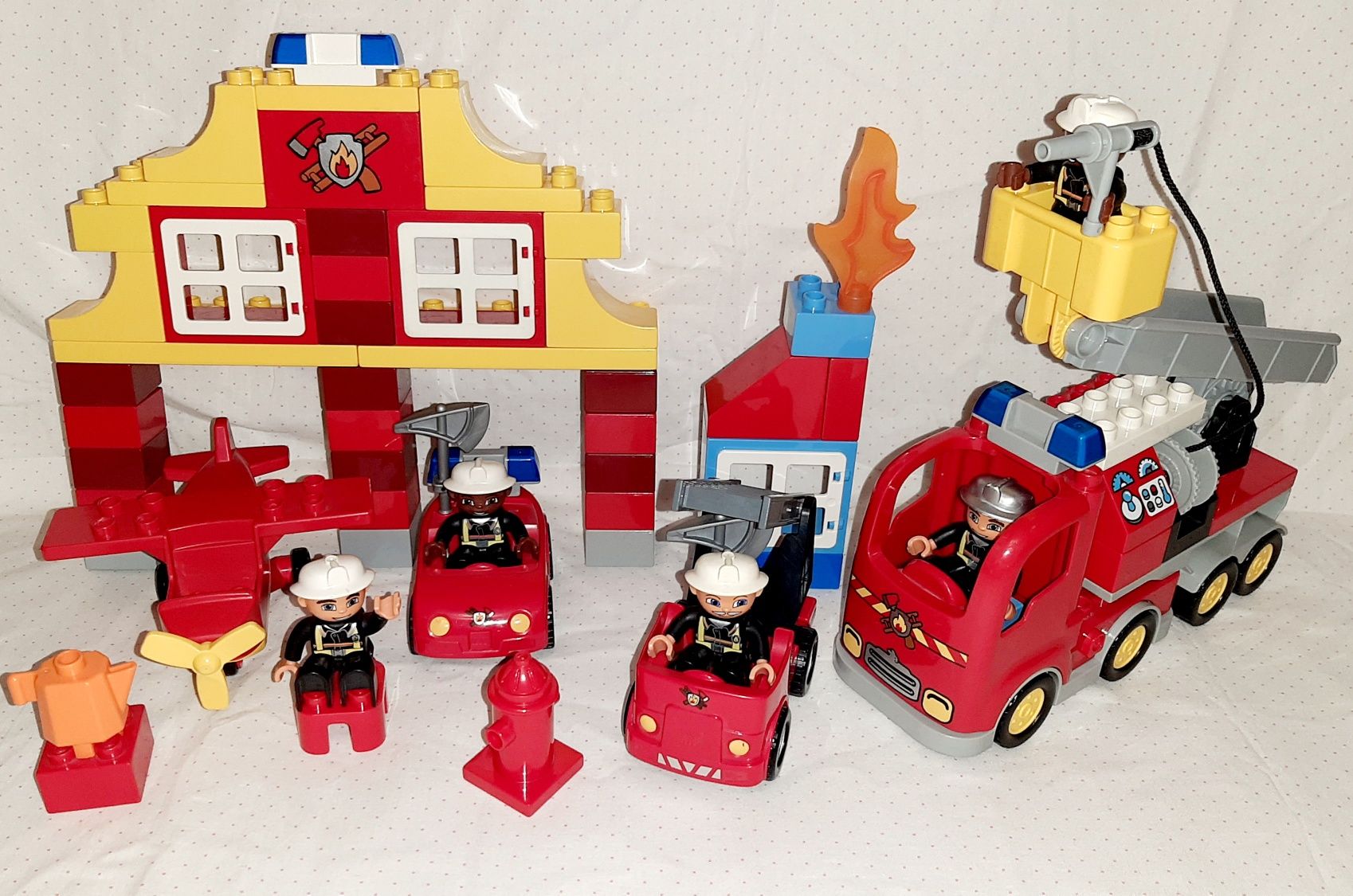 Пожарная машина станция Lego Duplo