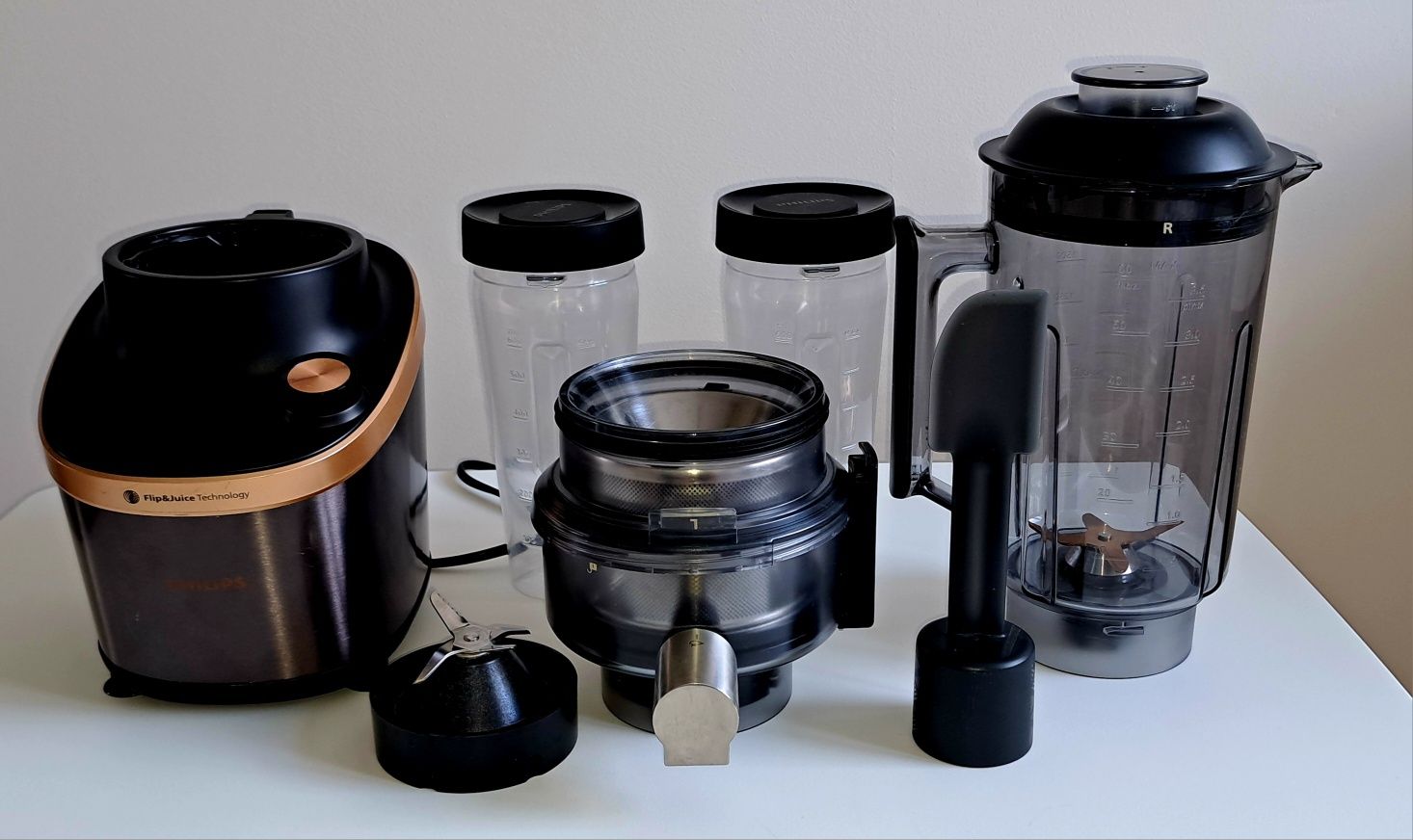 Blender Kielichowy PHILIPS Flip&Juice HR3770/10 z Modułem Sokowirówki