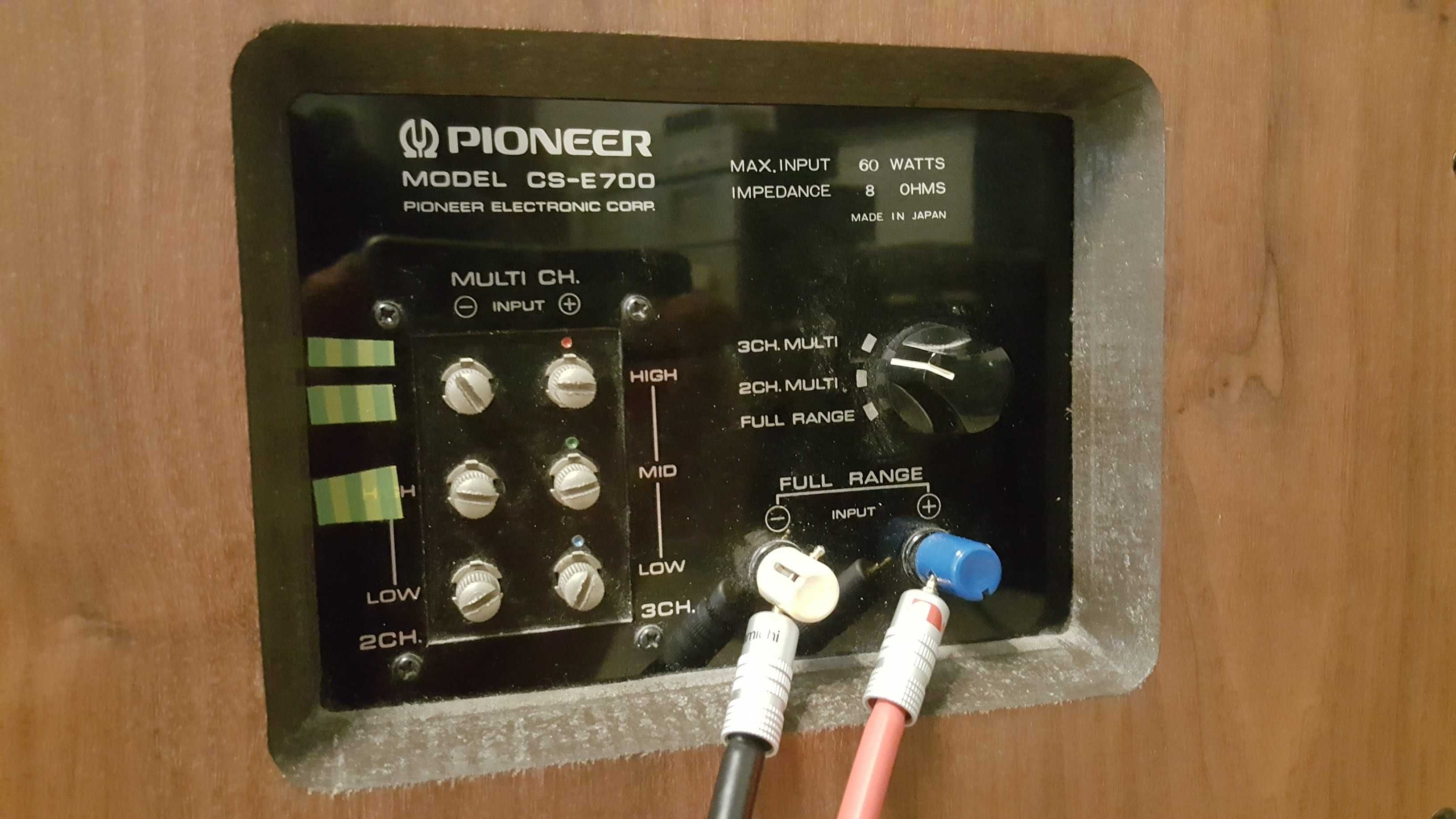 Kolumny monitory Pioneer CS-E700