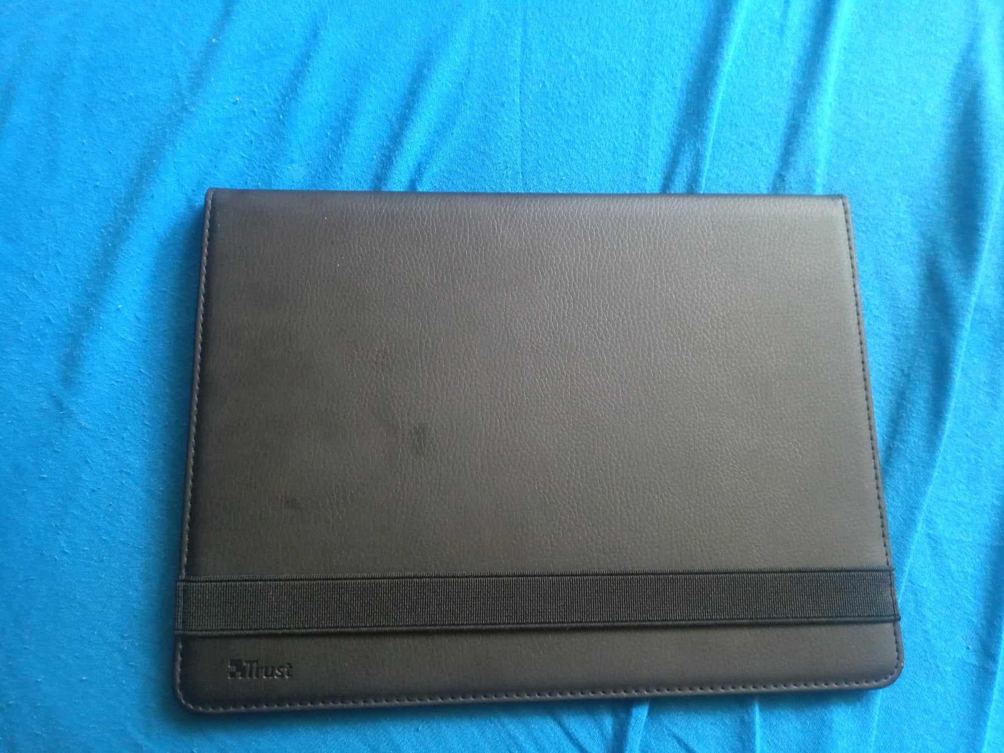 Etui na tablet TRUST Primo Czarny